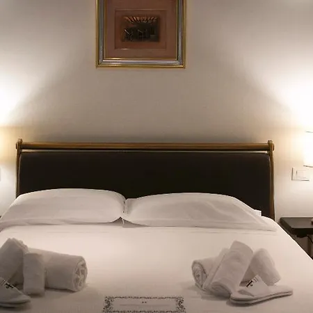 Hemeras Boutique House Emanuele I מלון 4*