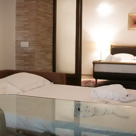 Hemeras Boutique House Emanuele I 4* רומא